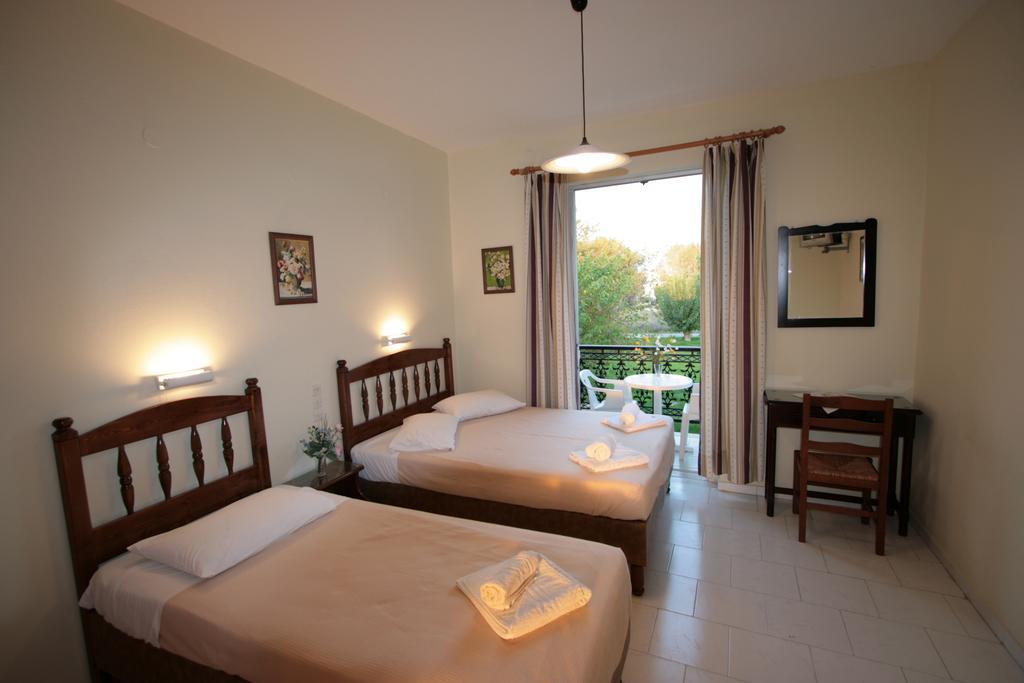 Stella Studios Laganas Habitación foto